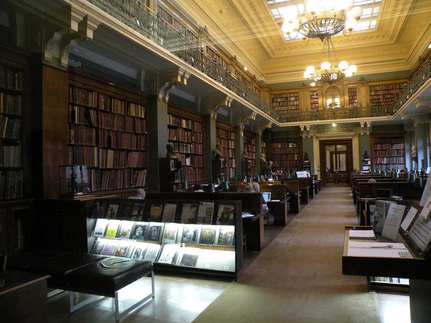  Victoria and Albert Museum: bibliothèque